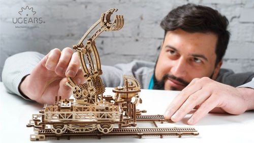 Ugears Vasúti Pályaudvar  - mechanikus modell