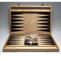   Backgammon, 35x23 cm-es világosbarna fa dobozban, fa korongokkal